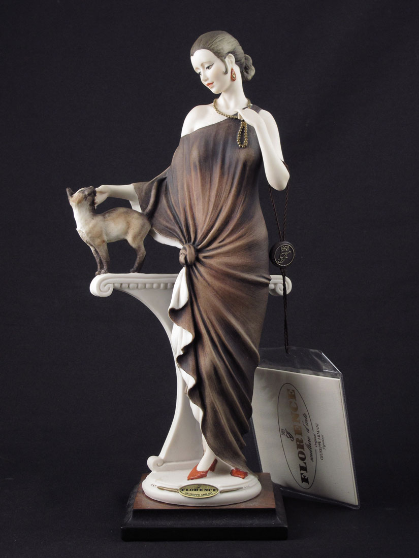 GIUSEPPE ARMANI FIGURINE