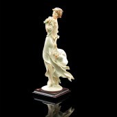 GIUSEPPE ARMANI FIGURINE, LADY