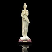 GIUSEPPE ARMANI FIGURINE, LADY