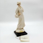 GIUSEPPE ARMANI FIGURINE, LOUI