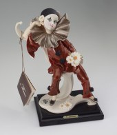 GIUSEPPE ARMANI FIGURINE SOCIE