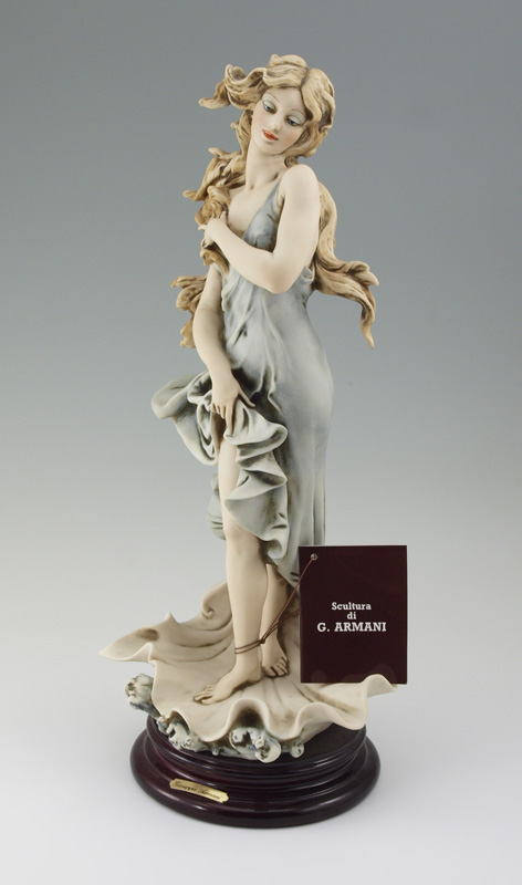 GIUSEPPE ARMANI FIGURINE SOCIETY