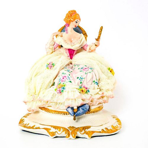 GIUSEPPE CAPPE FIGURINE, WOMAN WITH