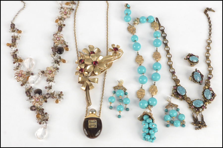 GIVENCHY BOTTLE FORM NECKLACE.