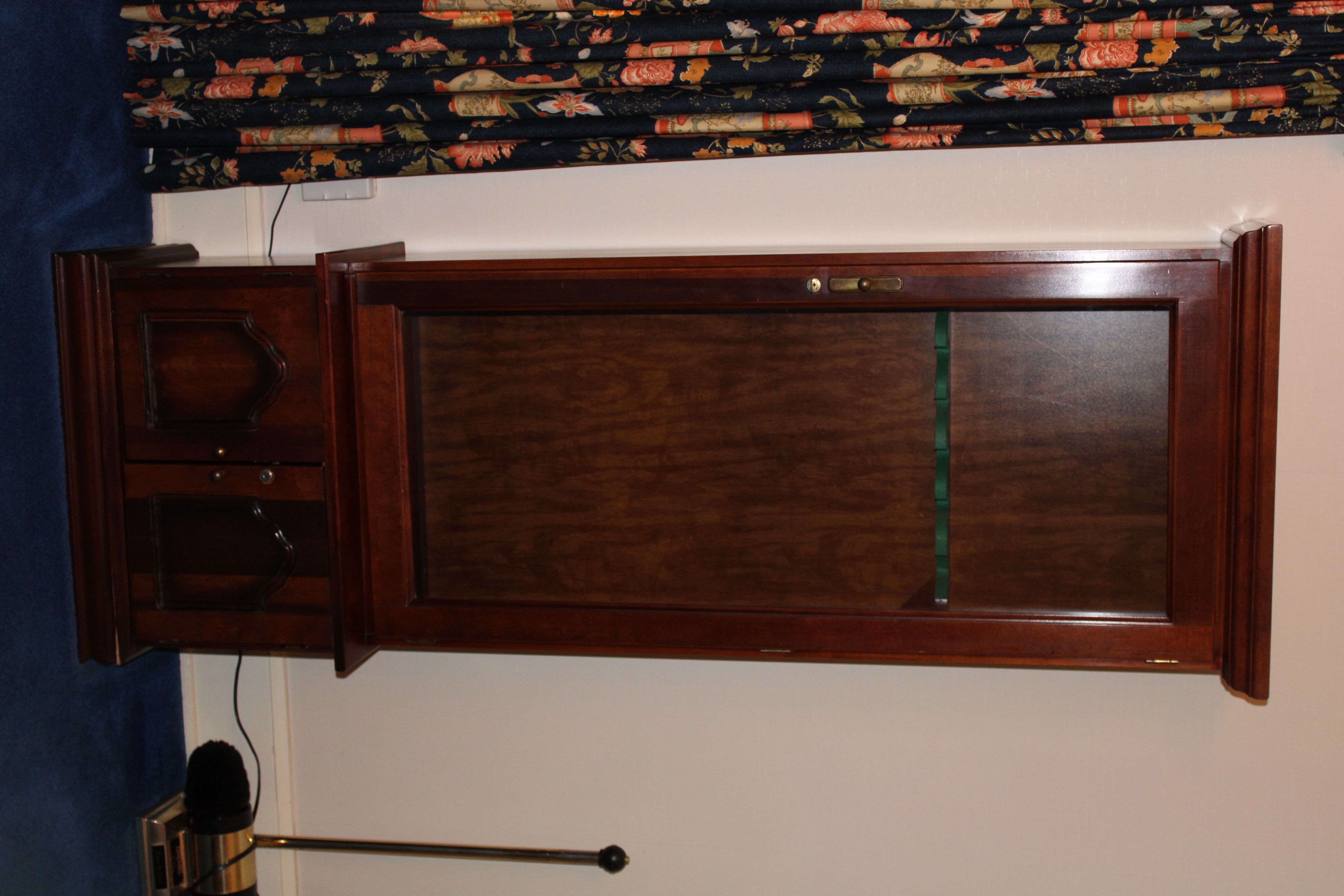 GLASS FRONT GUN CABINET GLASS FRONT