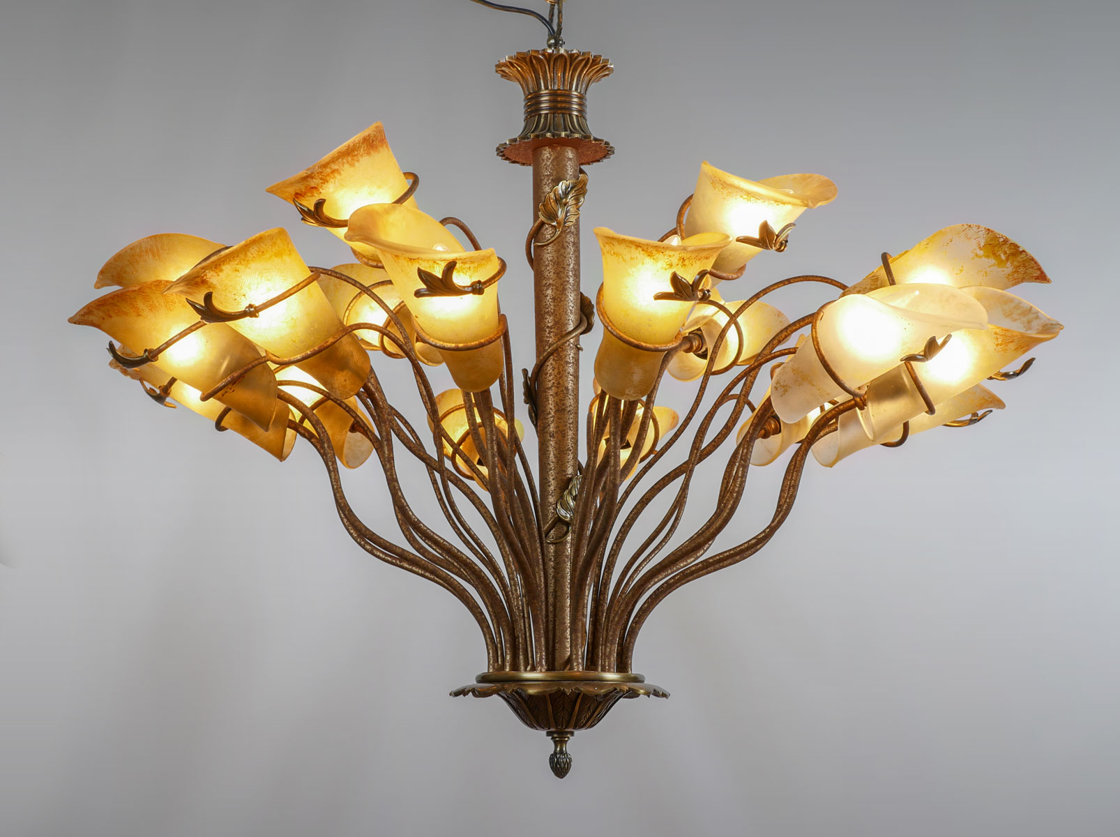 GLASS LILY & METAL CHANDELIER: 18