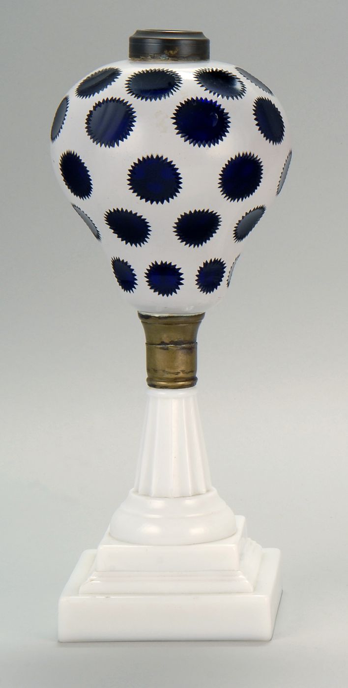 GLASS OIL LAMPFont with