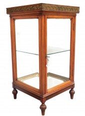 GLASS PANEL DISPLAY CABINET WI
