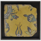 GLAZED EARTHENWARE TILE FRAGME