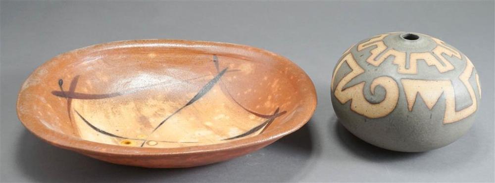GLAZED STONEWARE CENTER BOWL AND