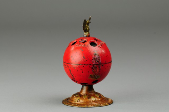 GLOBE BANK WITH EAGLE FINIAL