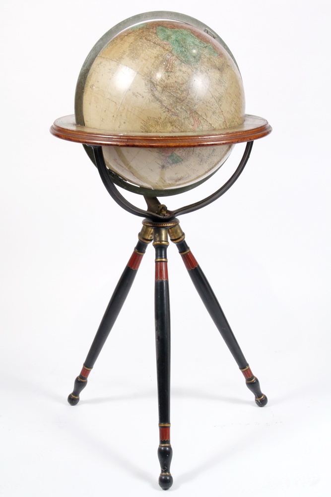 GLOBE ON STAND - Terrestrial