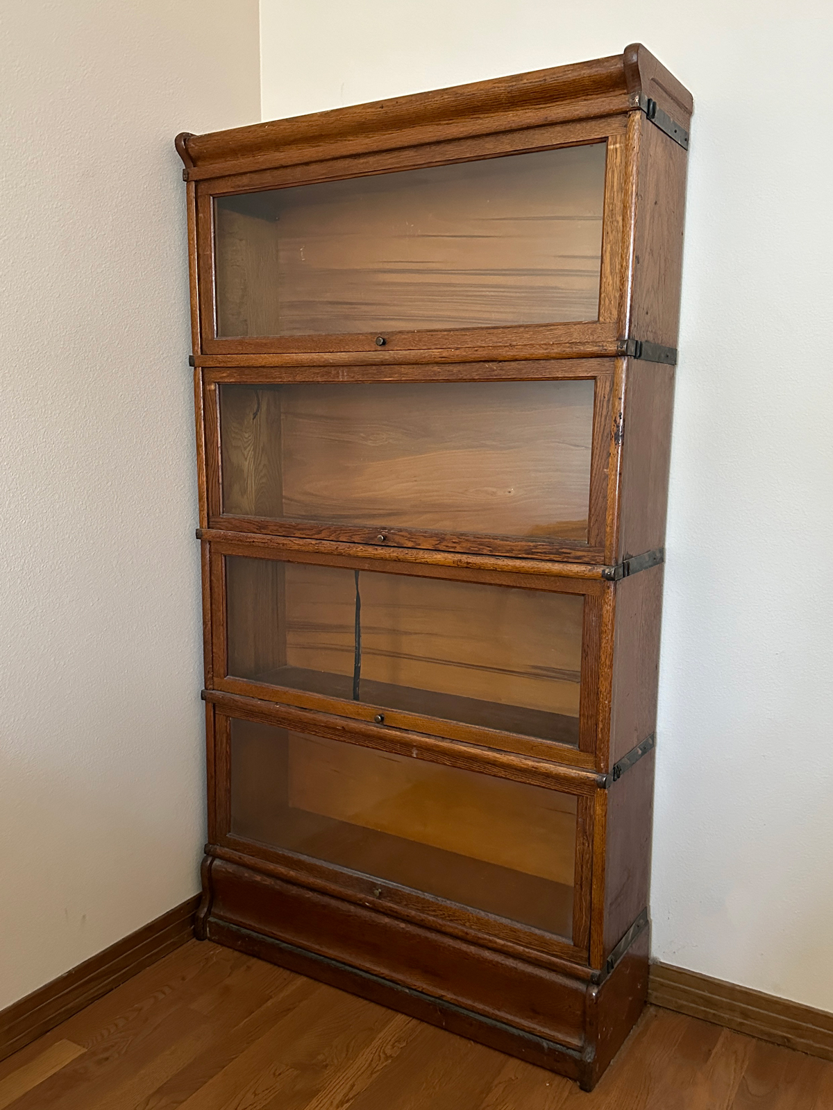 GLOBE-WERNICKE 4 STACK OAK