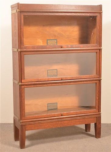 GLOBE-WERNICKE OAK 3 SECTIONAL