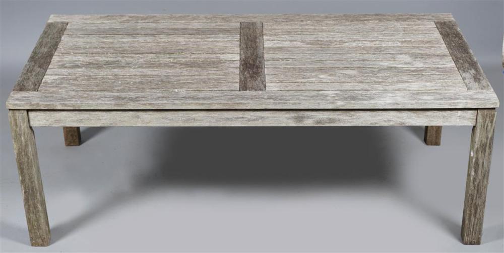 GLOSTER OUTDOOR TEAK COFFEE