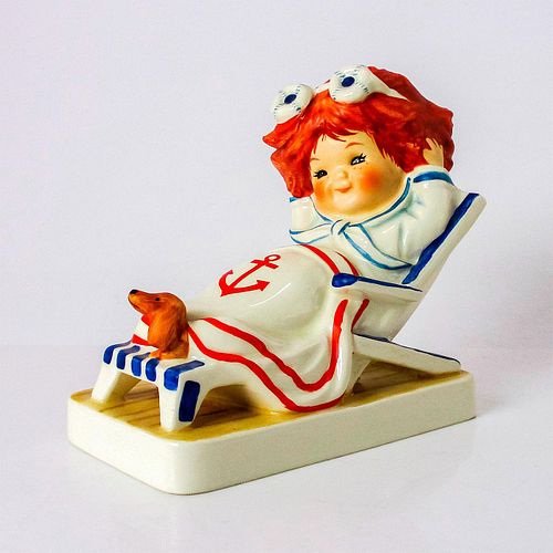 GOEBEL FIGURINE, SEA BREEZES BYJ