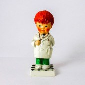 GOEBEL FIGURINE, TROUBLE SHOOT