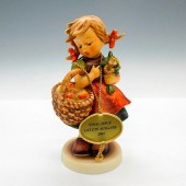 GOEBEL HUMMEL FIGURINE, AUTUMN
