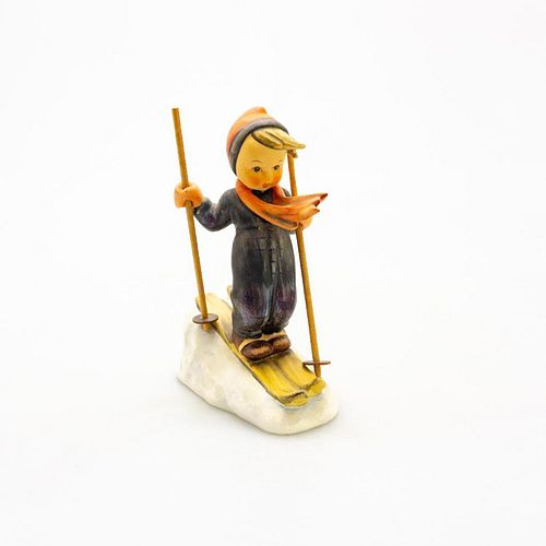 GOEBEL HUMMEL FIGURINE BOY