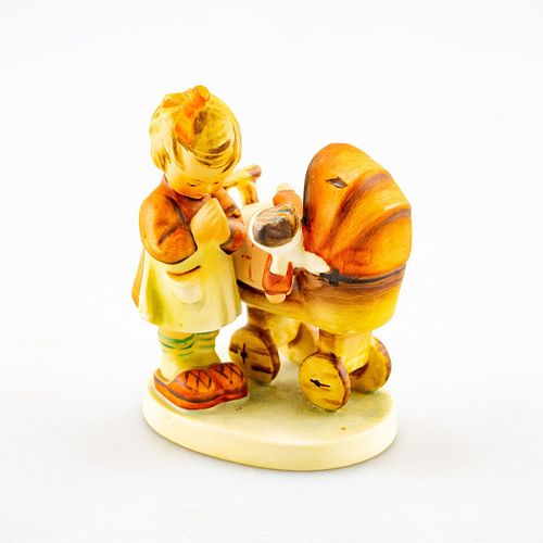 GOEBEL HUMMEL FIGURINE, DOLL MOTHER