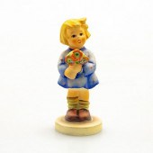 GOEBEL HUMMEL FIGURINE, GIRL W
