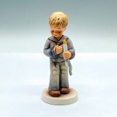 GOEBEL HUMMEL FIGURINE, HEAVEN