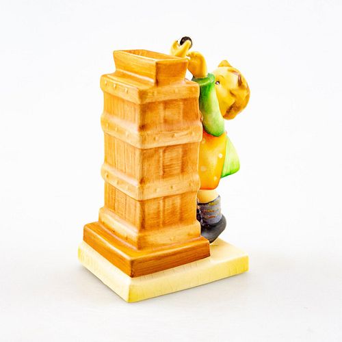 GOEBEL HUMMEL FIGURINE LITTLE