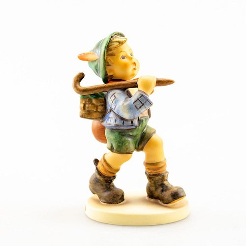 GOEBEL HUMMEL FIGURINE, RUN AWAY