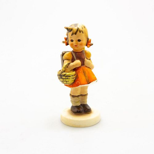 GOEBEL HUMMEL FIGURINE, SCHOOL GIRL