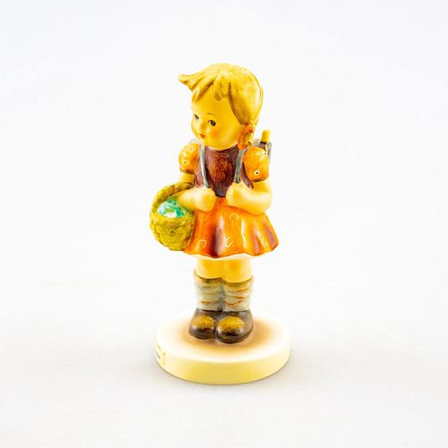 GOEBEL HUMMEL FIGURINE, SCHOOL GIRL