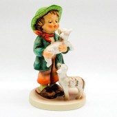 GOEBEL HUMMEL FIGURINE, SHEPHE