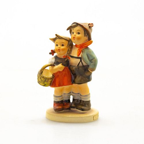 GOEBEL HUMMEL FIGURINE, SURPRISE