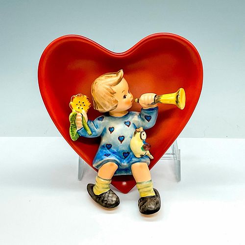 GOEBEL HUMMEL FIGURINE, TUNEFUL