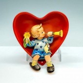 GOEBEL HUMMEL FIGURINE, TUNEFU