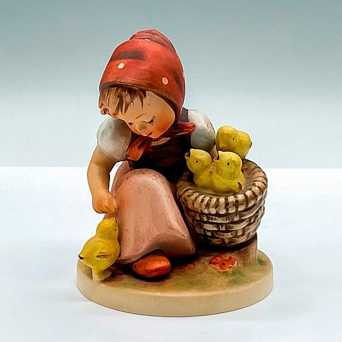 GOEBEL HUMMEL PORCELAIN FIGURINE,