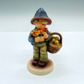 GOEBEL HUMMEL PORCELAIN FIGURI