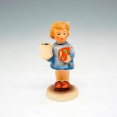 GOEBEL HUMMEL PORCELAIN FIGURI