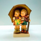 GOEBEL HUMMEL PORCELAIN FIGURI
