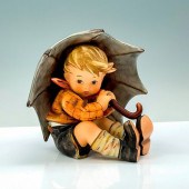 GOEBEL HUMMEL PORCELAIN FIGURI