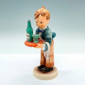 GOEBEL HUMMEL PORCELAIN FIGURI