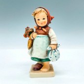 GOEBEL PORCELAIN FIGURINE, WEA