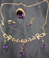 GOLD AND AMETHYST LOT TO INCLU