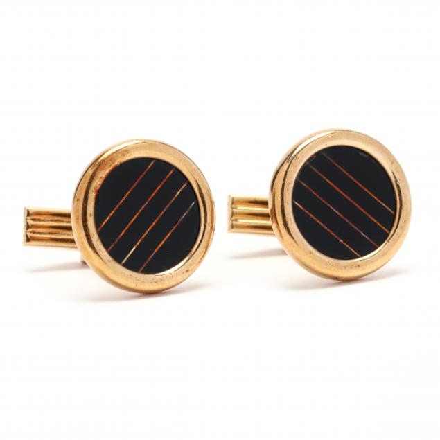 GOLD AND BLACK ONYX CUFFLINKS The