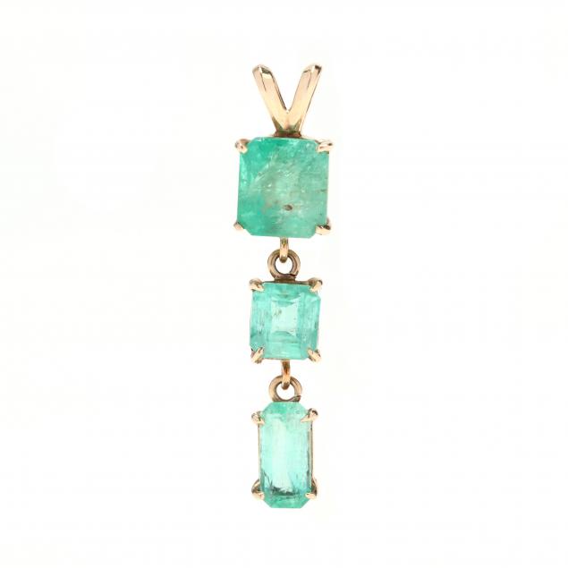 GOLD AND EMERALD PENDANT Pendant