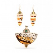 GOLD AND GEM-SET PENDANT AND E