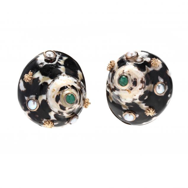 GOLD AND GEM-SET SHELL EARRINGS,