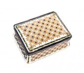 GOLD AND GREEN ENAMEL PORCELAI