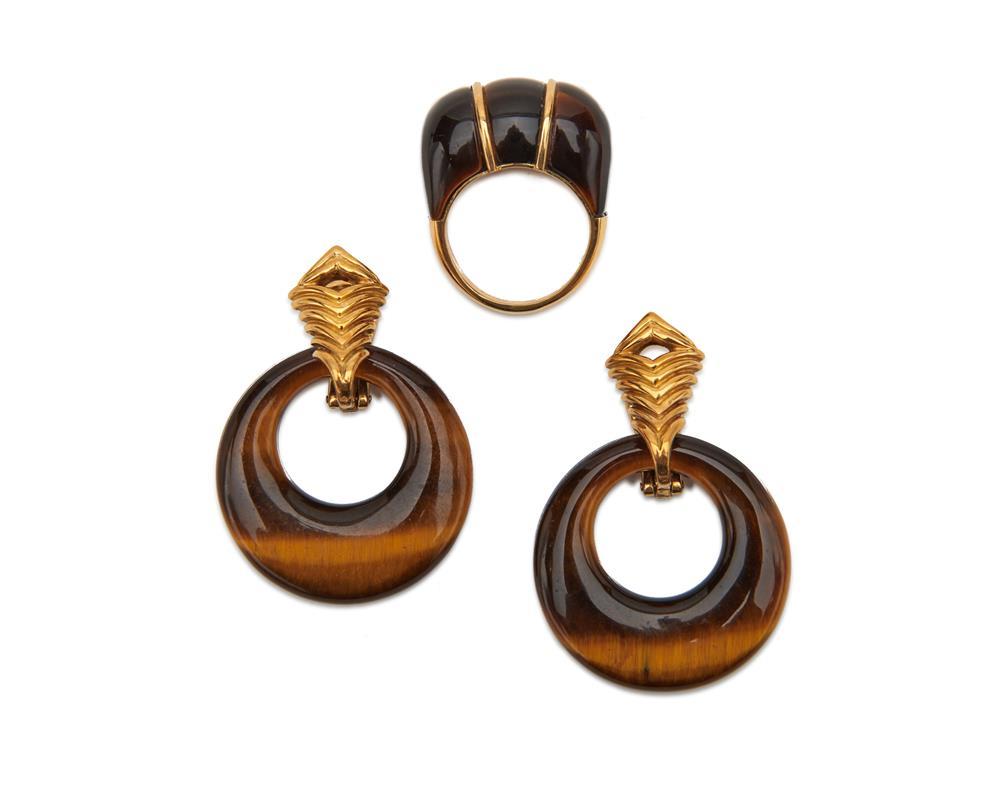 GOLD AND TIGER'S EYE EARCLIPS AND