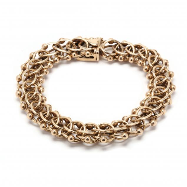 GOLD BRACELET With oval gold