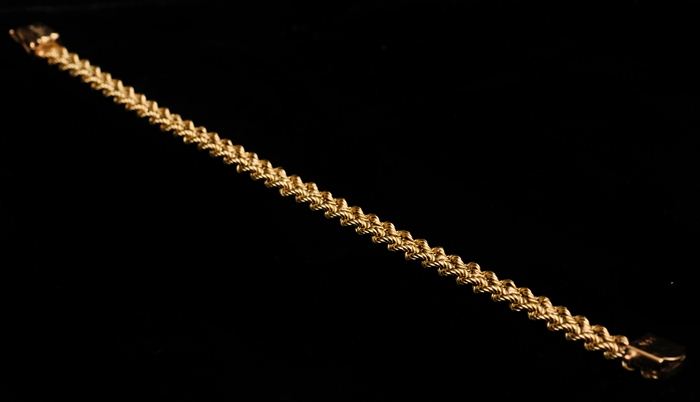 GOLD CHAIN BRACELET Stamped 14k pat